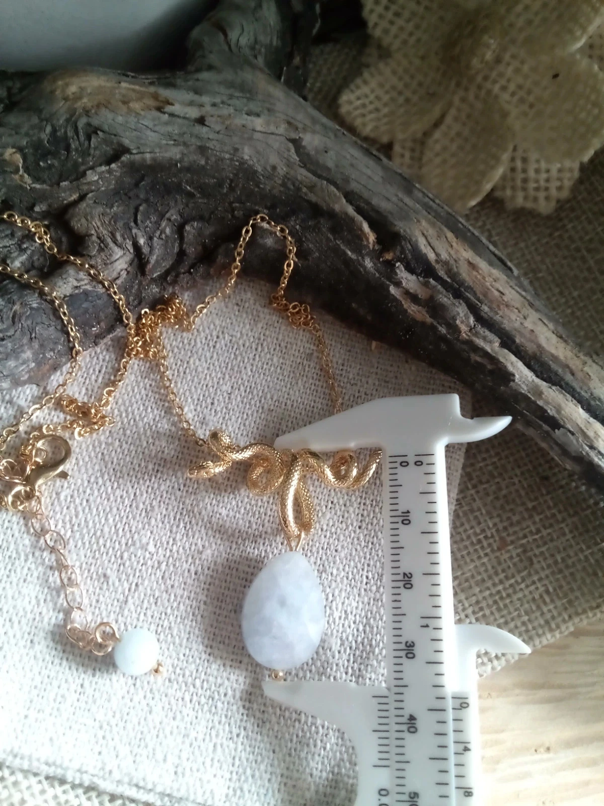 Collier pendentif serpent enroulé et pierres aigue marine – photo 3